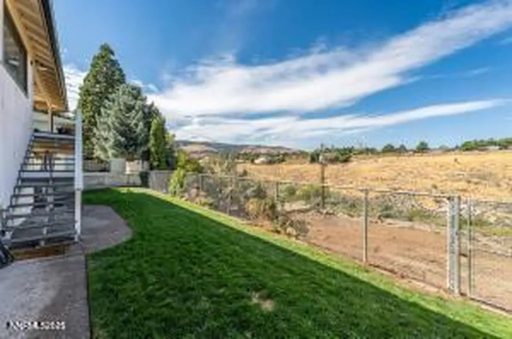 2301 Solari Reno NV 89509