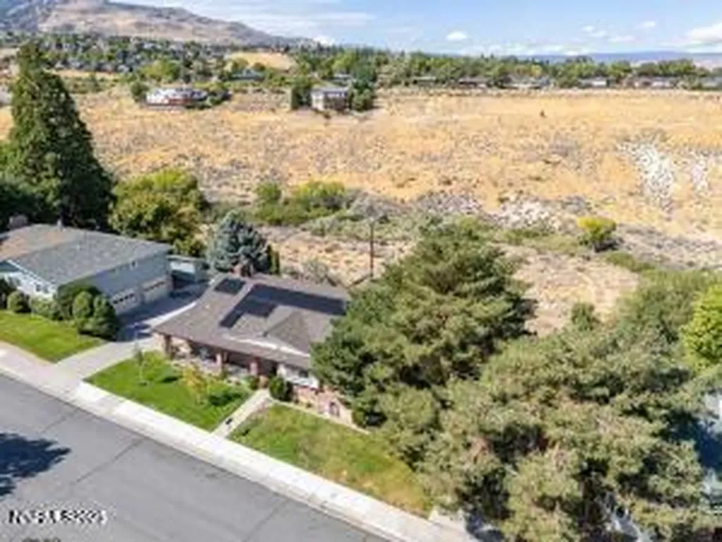 2301 Solari Reno NV 89509