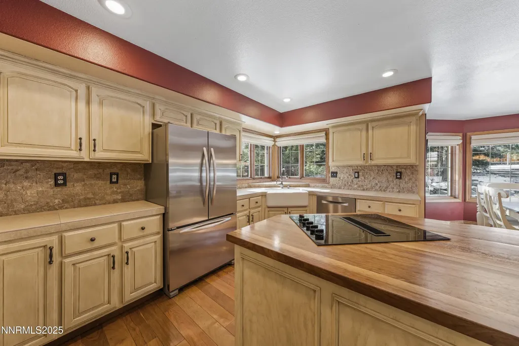 35 Desert Willow Reno NV 89511