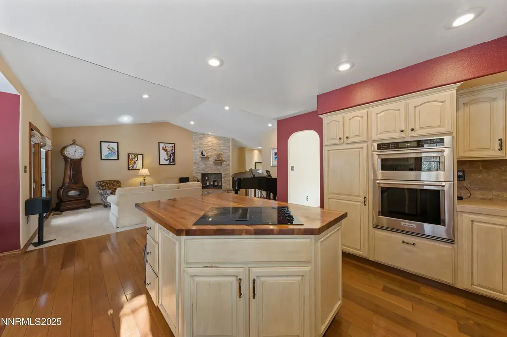 35 Desert Willow Reno NV 89511