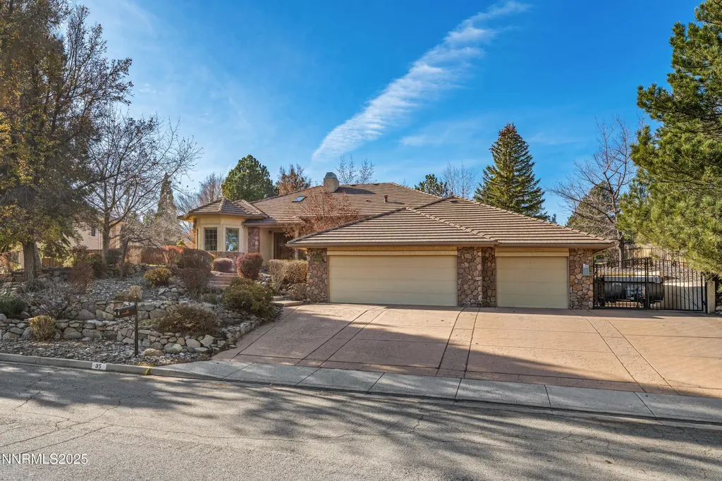 35 Desert Willow Reno NV 89511