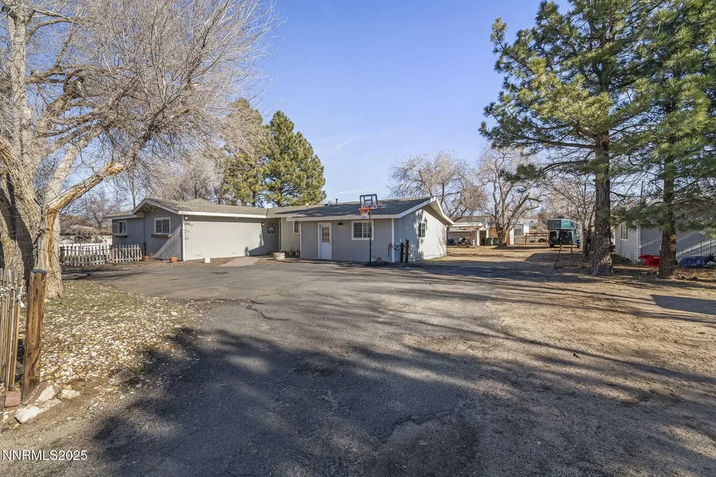3687 Shawnee Carson City NV 89705