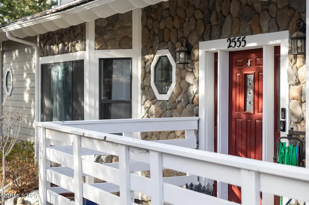 2555 Camelot Reno NV 89509