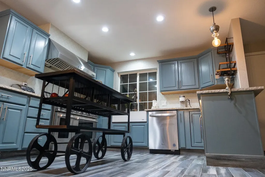 2555 Camelot Reno NV 89509