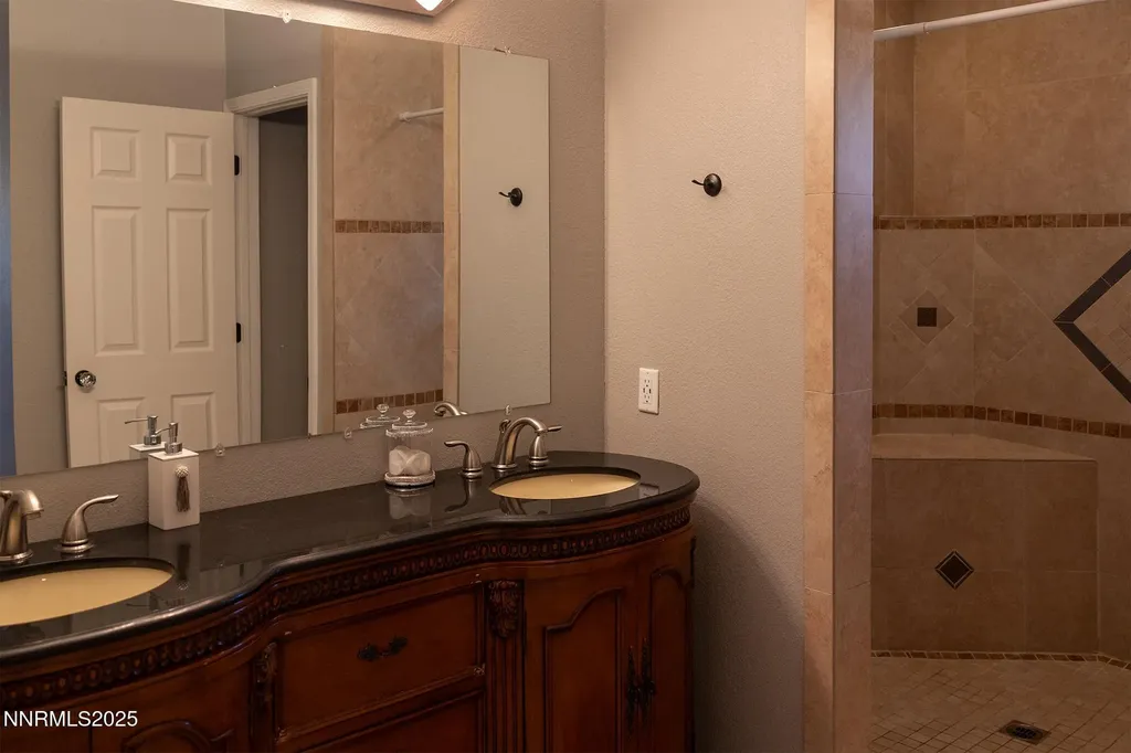 2555 Camelot Reno NV 89509