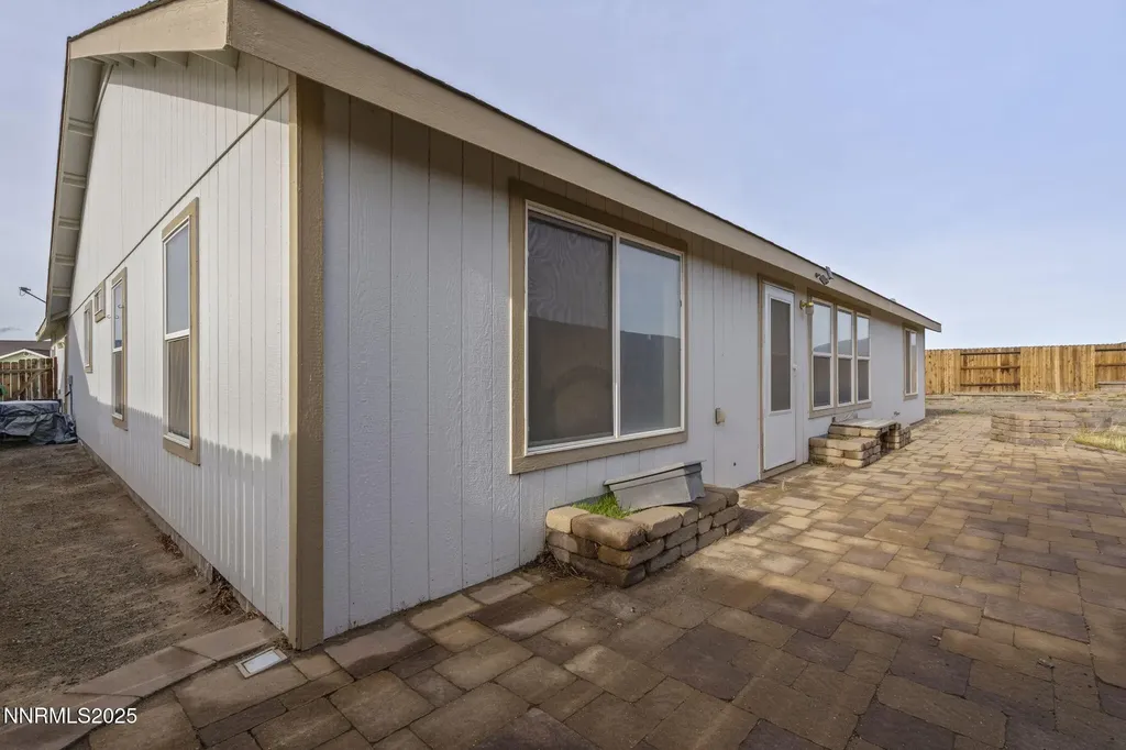 533 Dutch Oven Fernley NV 89408