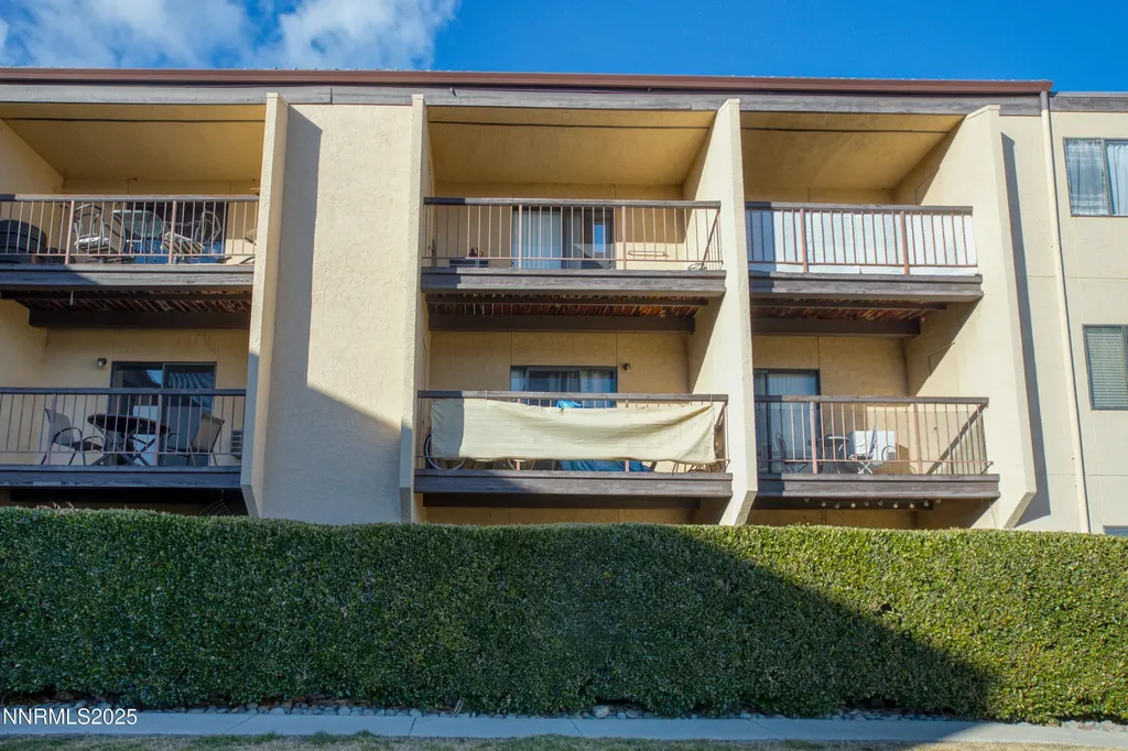 2450 Lymbery Reno NV 89509