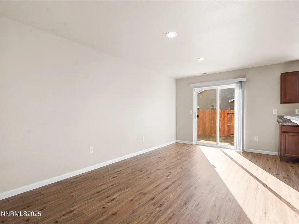 2541 Milano Fallon NV 89406