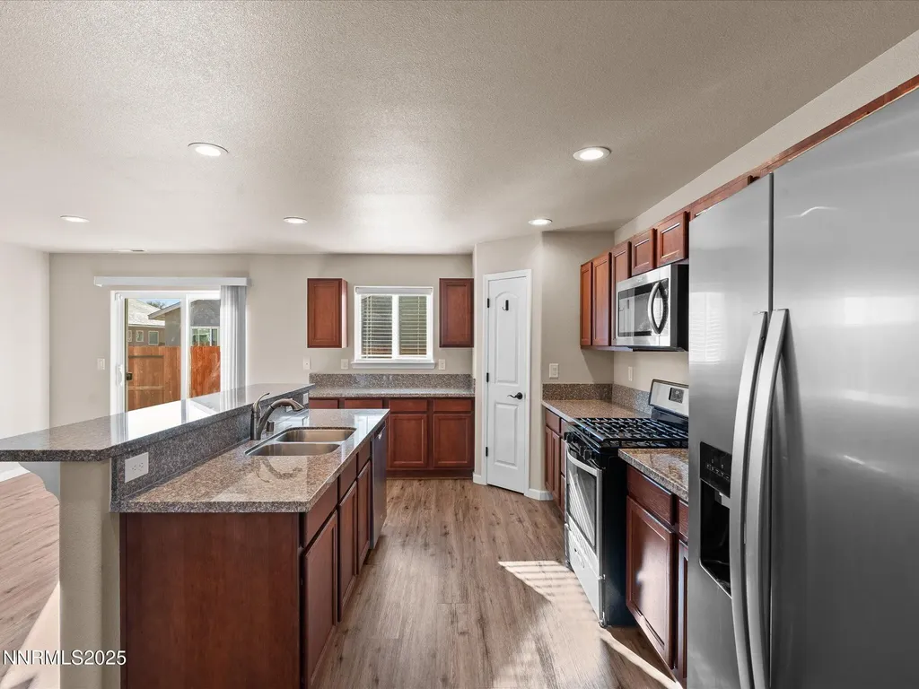 2541 Milano Fallon NV 89406