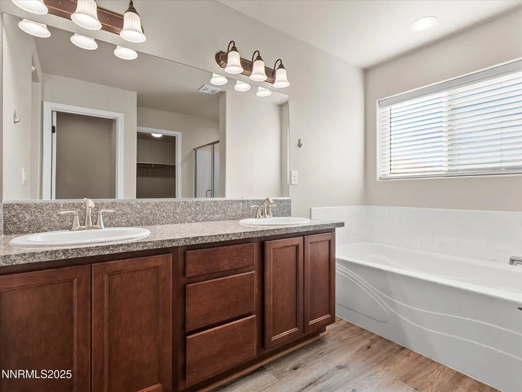 2541 Milano Fallon NV 89406