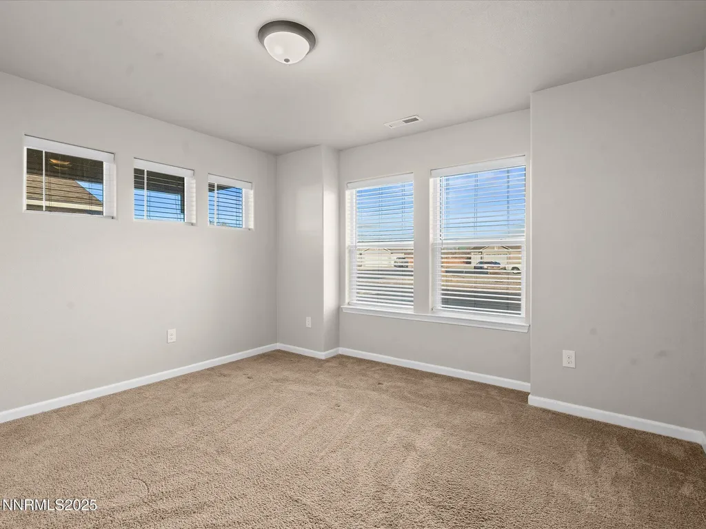 2541 Milano Fallon NV 89406