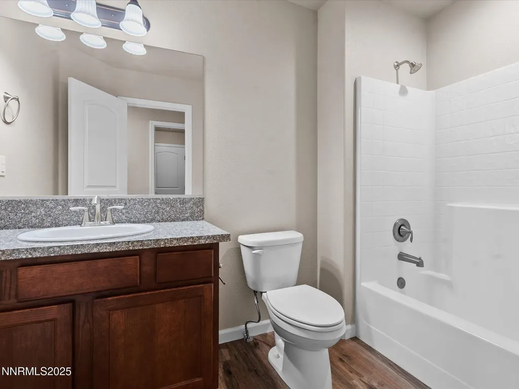 2541 Milano Fallon NV 89406