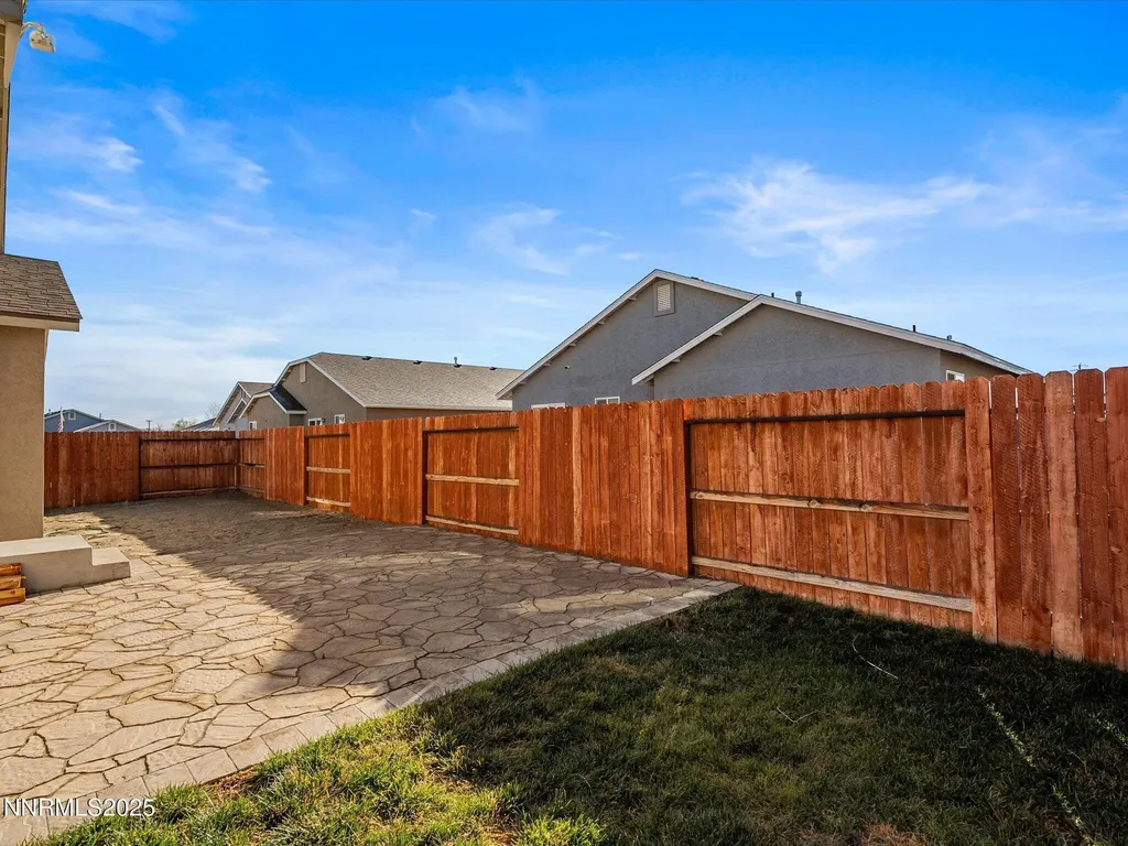 2541 Milano Fallon NV 89406
