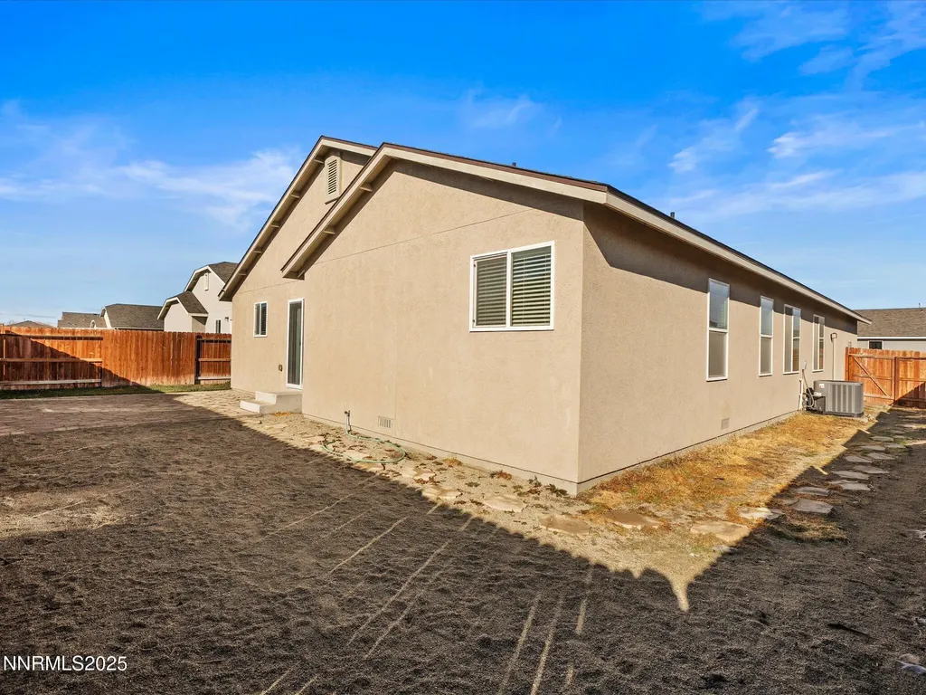2541 Milano Fallon NV 89406