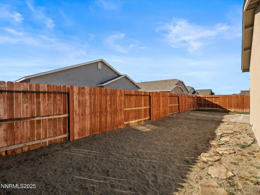 2541 Milano Fallon NV 89406