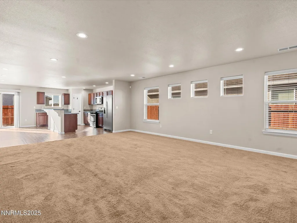 2541 Milano Fallon NV 89406