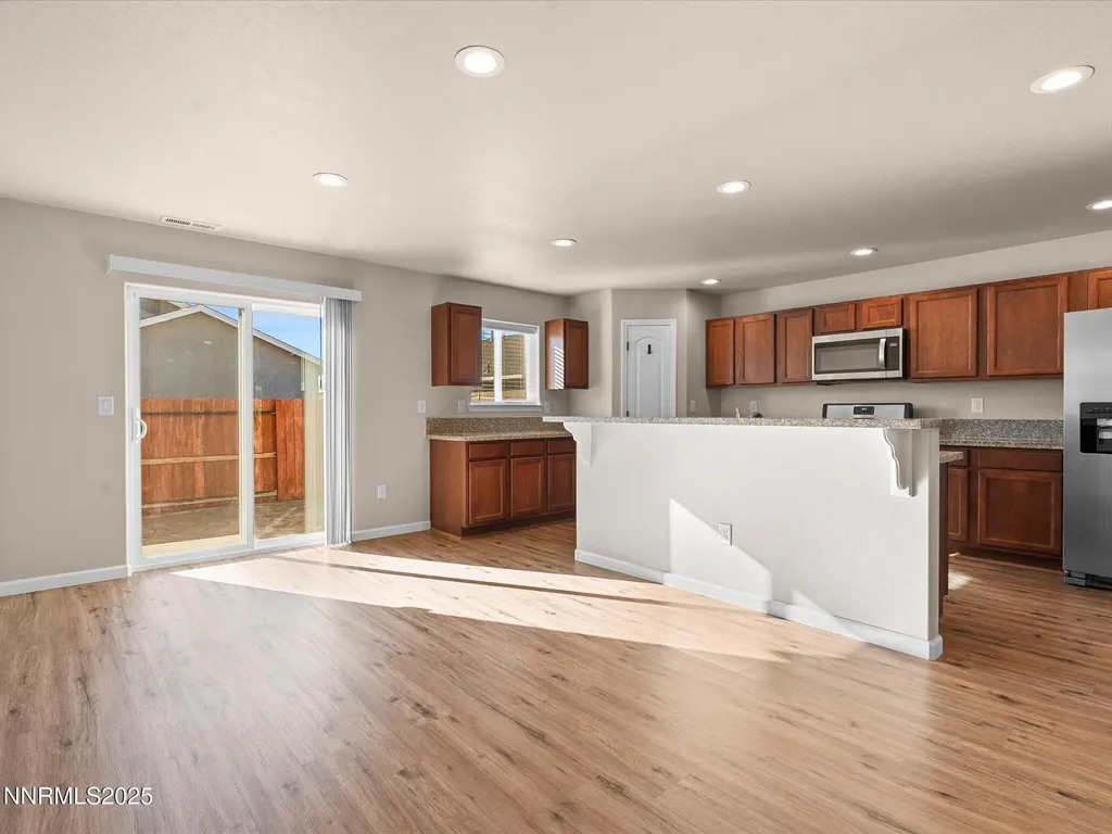 2541 Milano Fallon NV 89406