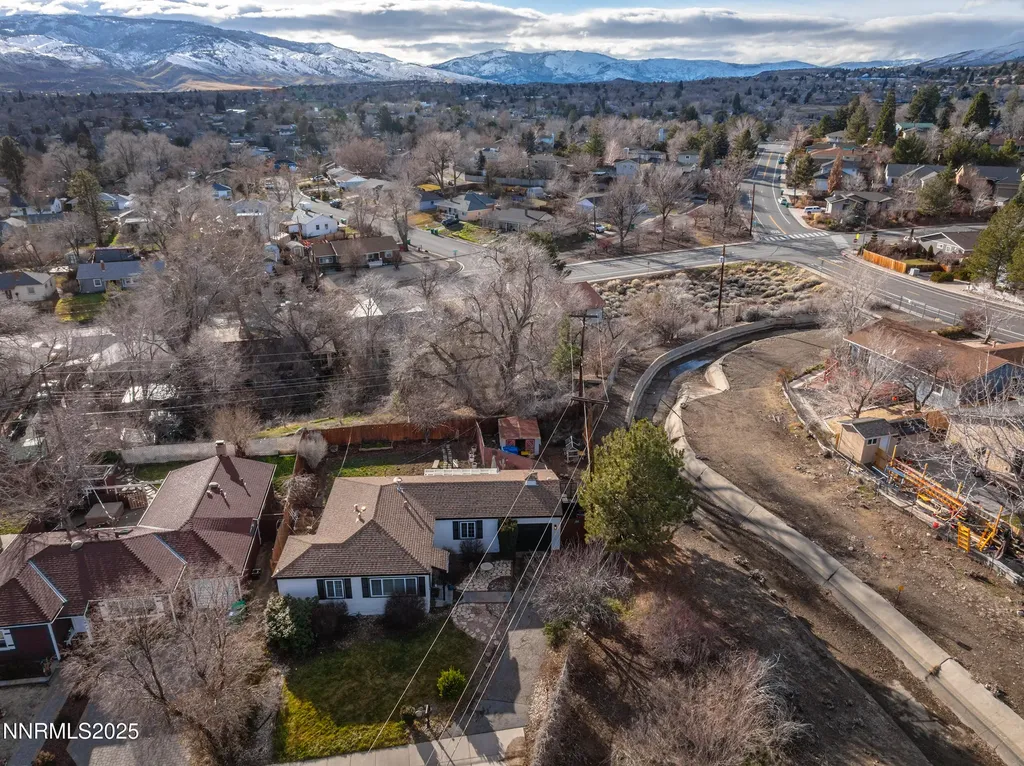 1920 Bonneville Reno NV 89503