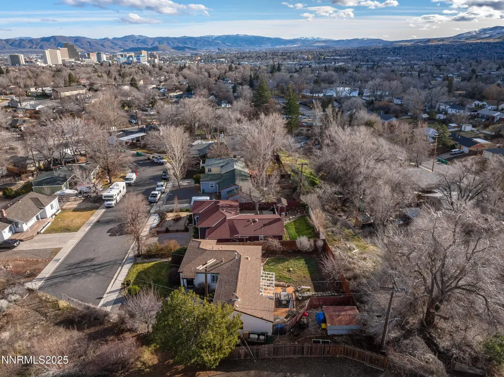 1920 Bonneville Reno NV 89503