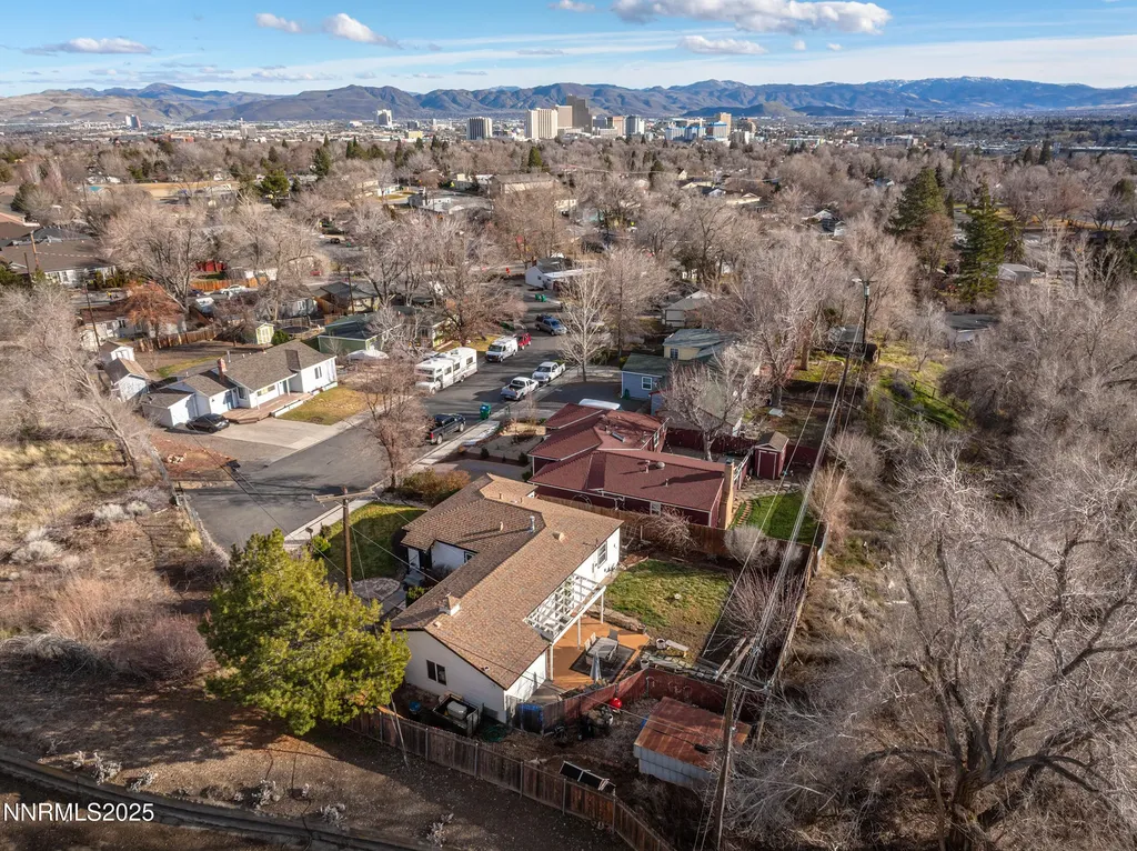 1920 Bonneville Reno NV 89503