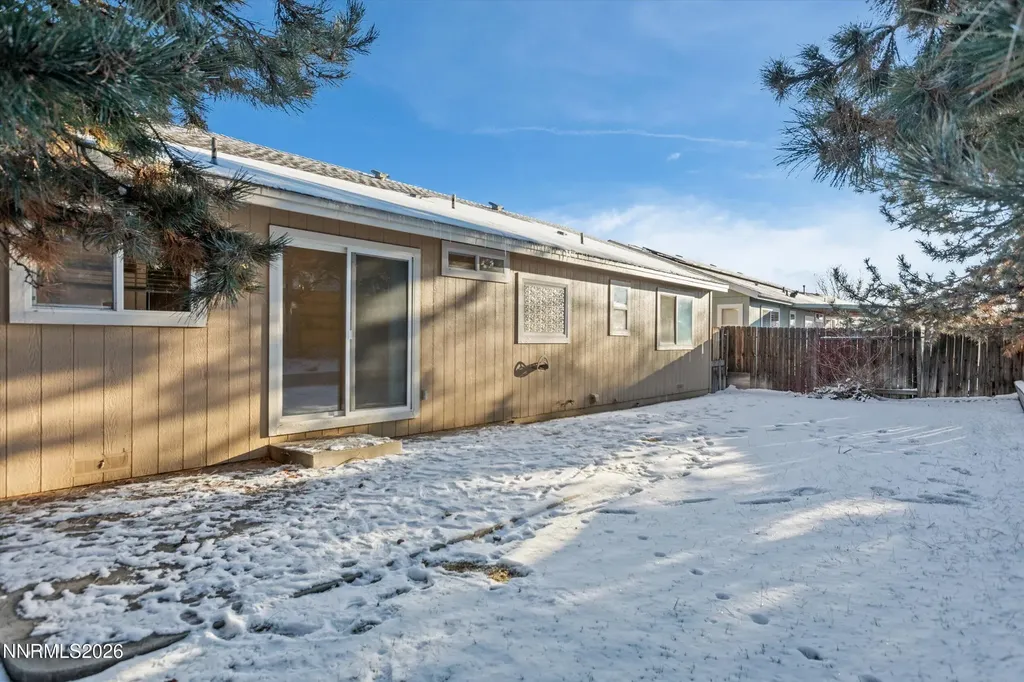 9565 Long River Reno NV 89506