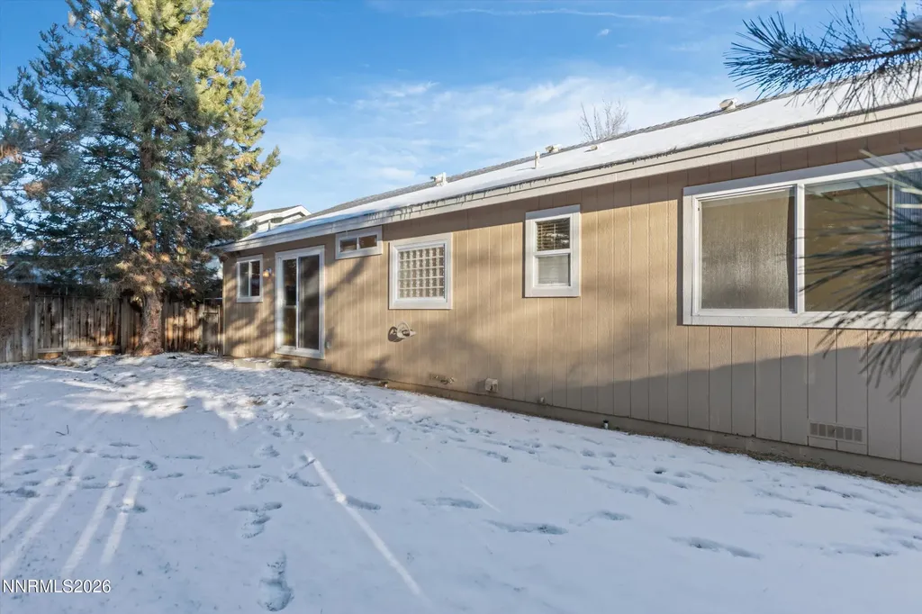 9565 Long River Reno NV 89506