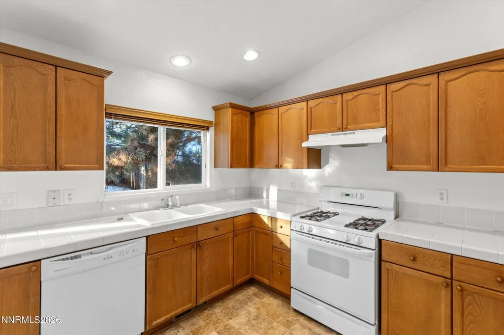 9565 Long River Reno NV 89506