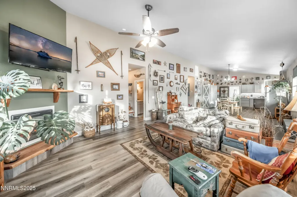 2486 Cartwright Reno NV 89521