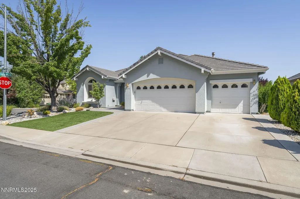 1850 Almonte Sparks NV 89436