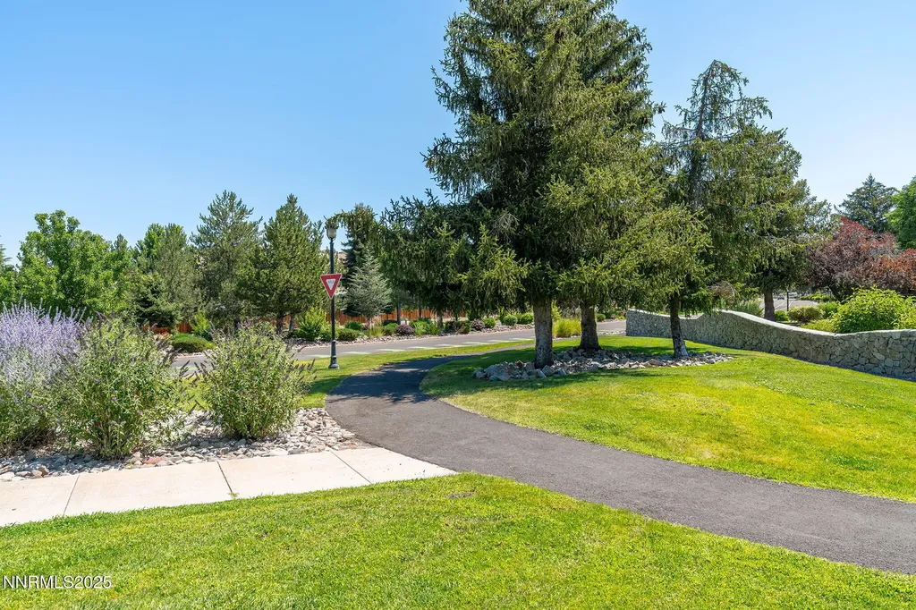 1850 Almonte Sparks NV 89436