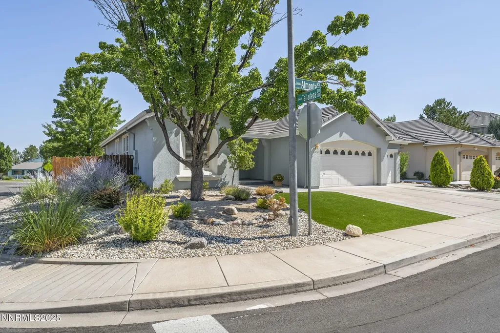 1850 Almonte Sparks NV 89436