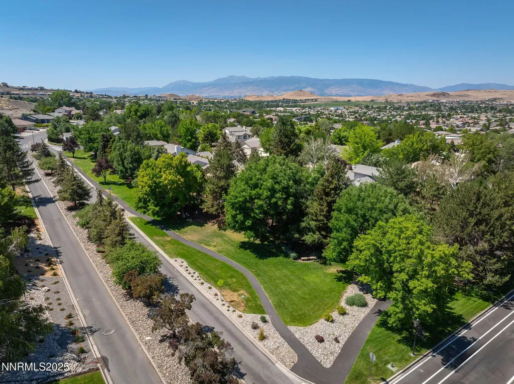 1850 Almonte Sparks NV 89436