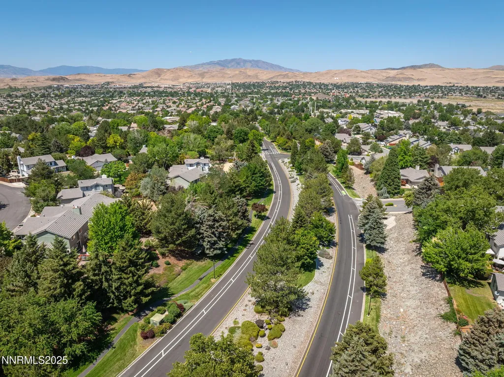 1850 Almonte Sparks NV 89436