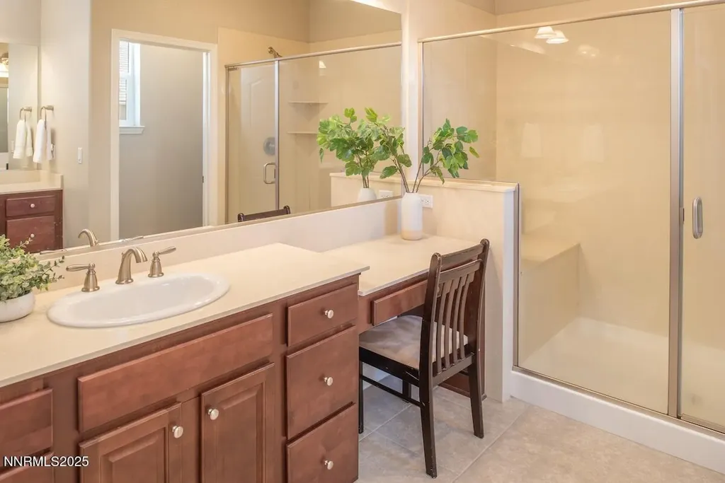 9721 Belville Reno NV 89521