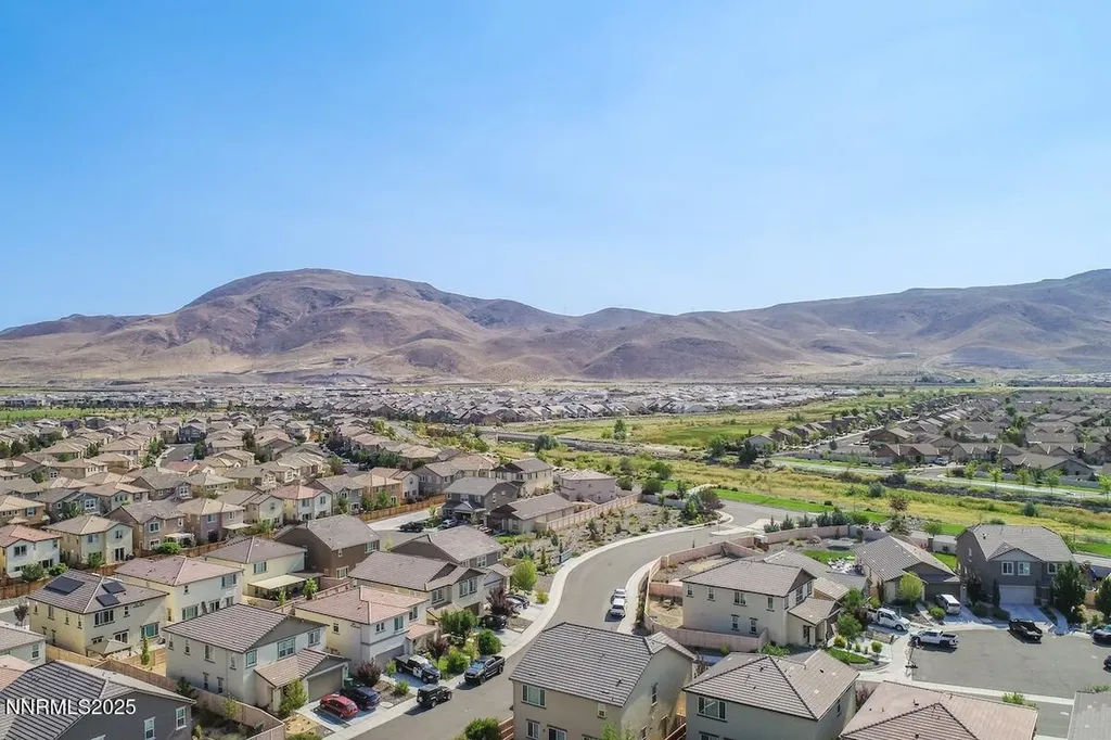 9721 Belville Reno NV 89521