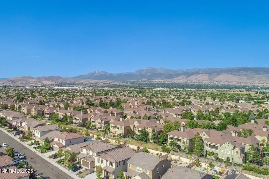 9721 Belville Reno NV 89521