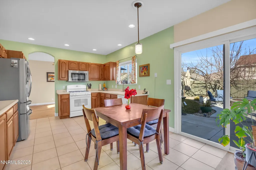 10060 Eagle Greens Reno NV 89521