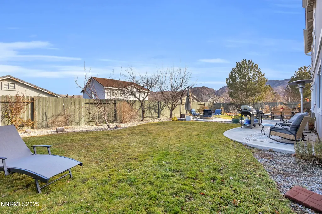 10060 Eagle Greens Reno NV 89521