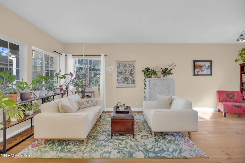 10060 Eagle Greens Reno NV 89521