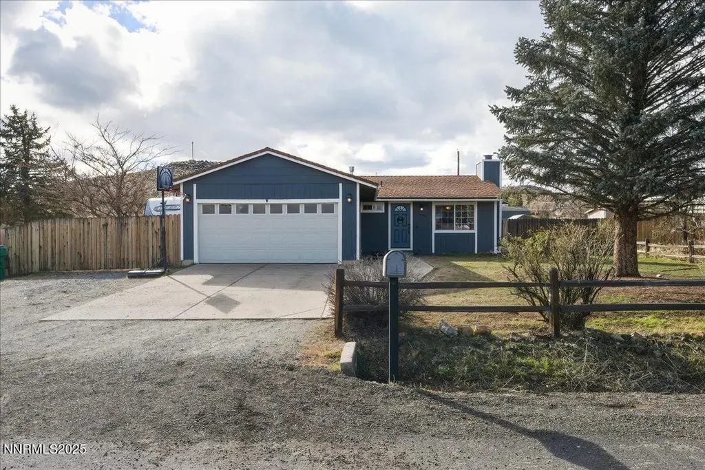 5490 Dolores Sparks NV 89436