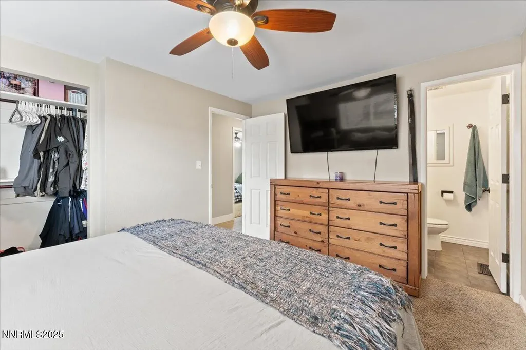 5490 Dolores Sparks NV 89436