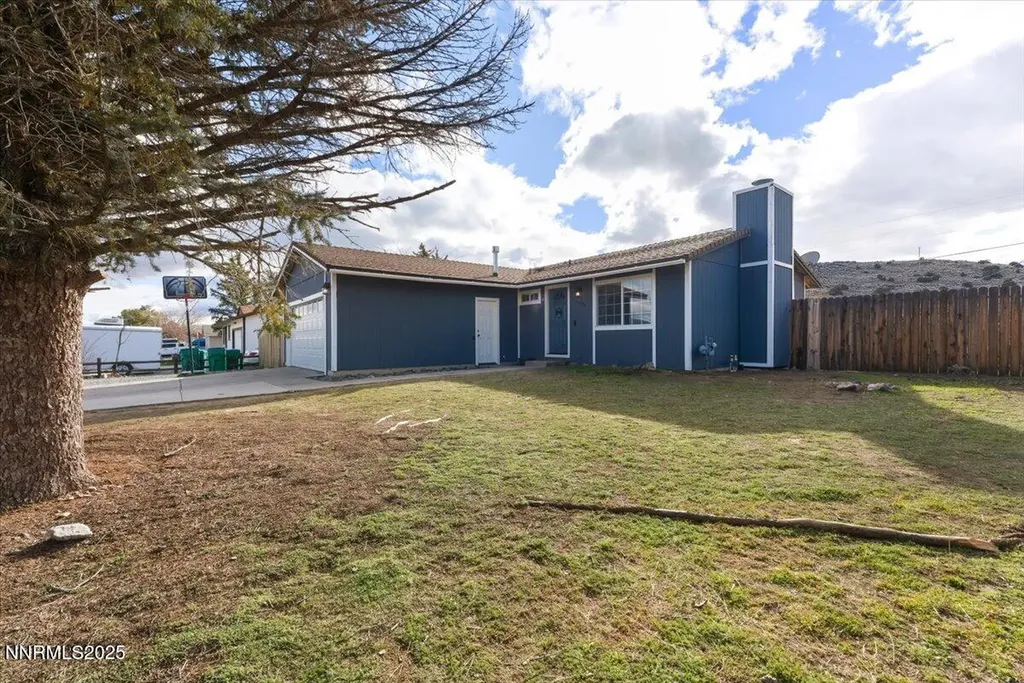 5490 Dolores Sparks NV 89436