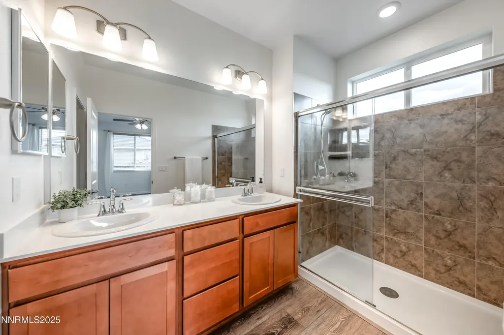 10376 Penasquitos Spanish Springs NV 89441