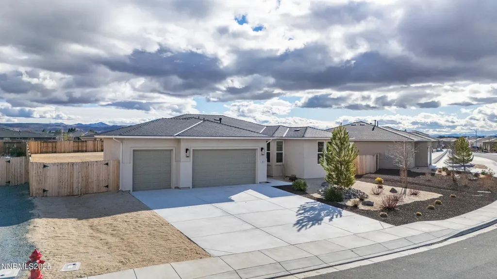 10376 Penasquitos Spanish Springs NV 89441