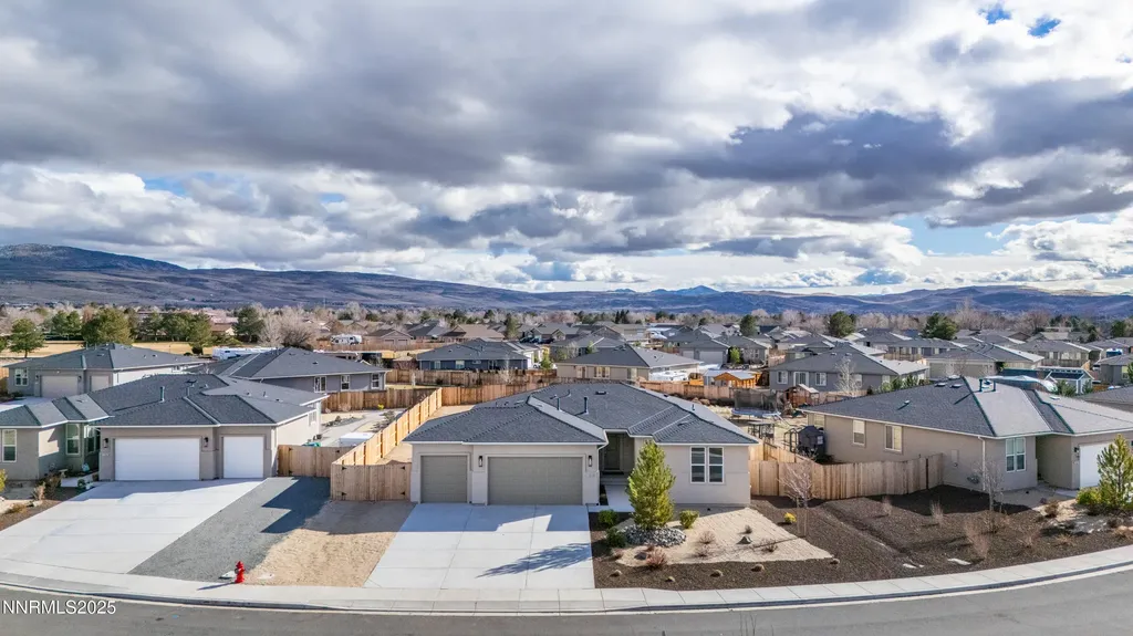 10376 Penasquitos Spanish Springs NV 89441