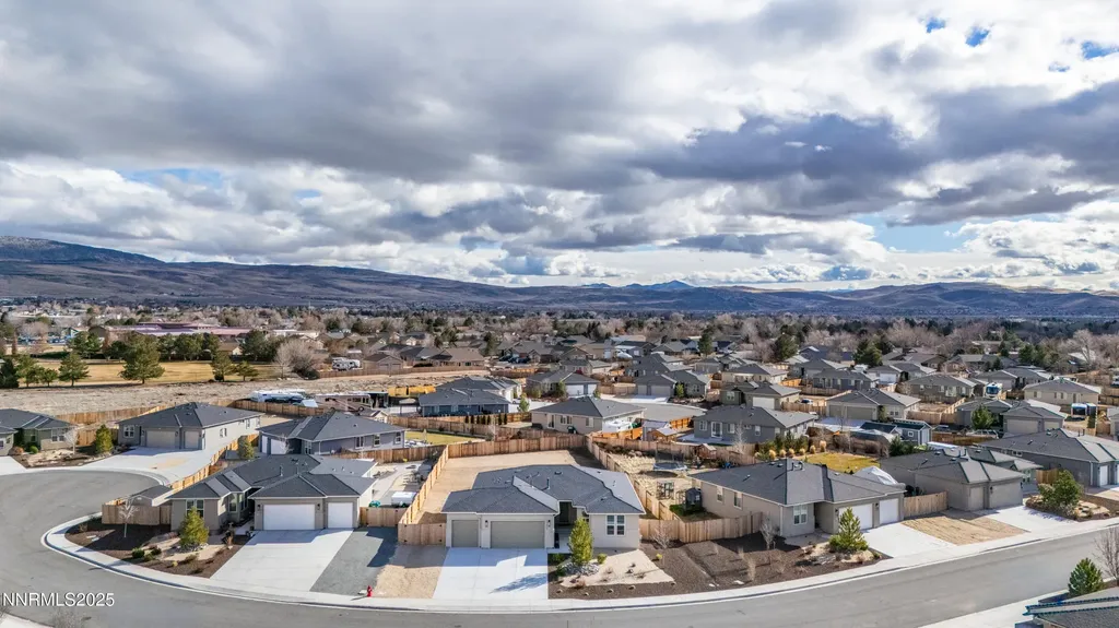 10376 Penasquitos Spanish Springs NV 89441