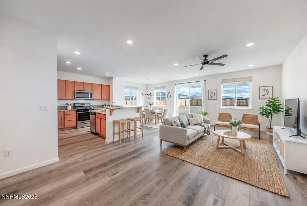 10376 Penasquitos Spanish Springs NV 89441