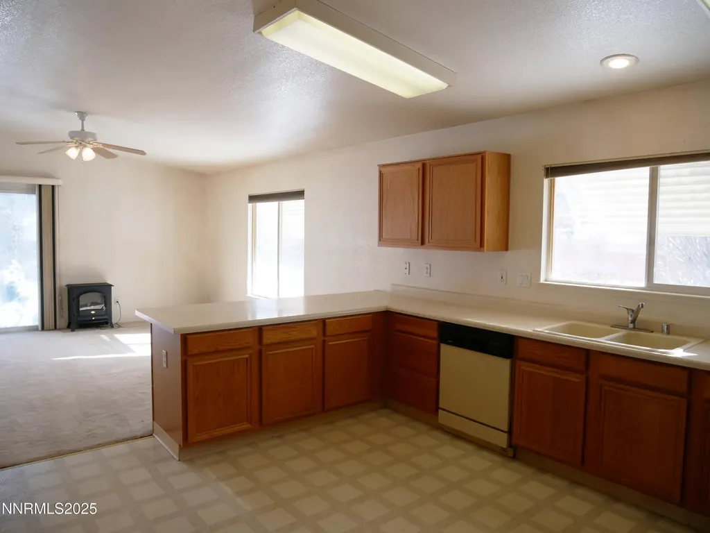 17320 Magnetite Reno NV 89508