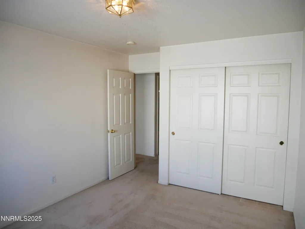 17320 Magnetite Reno NV 89508