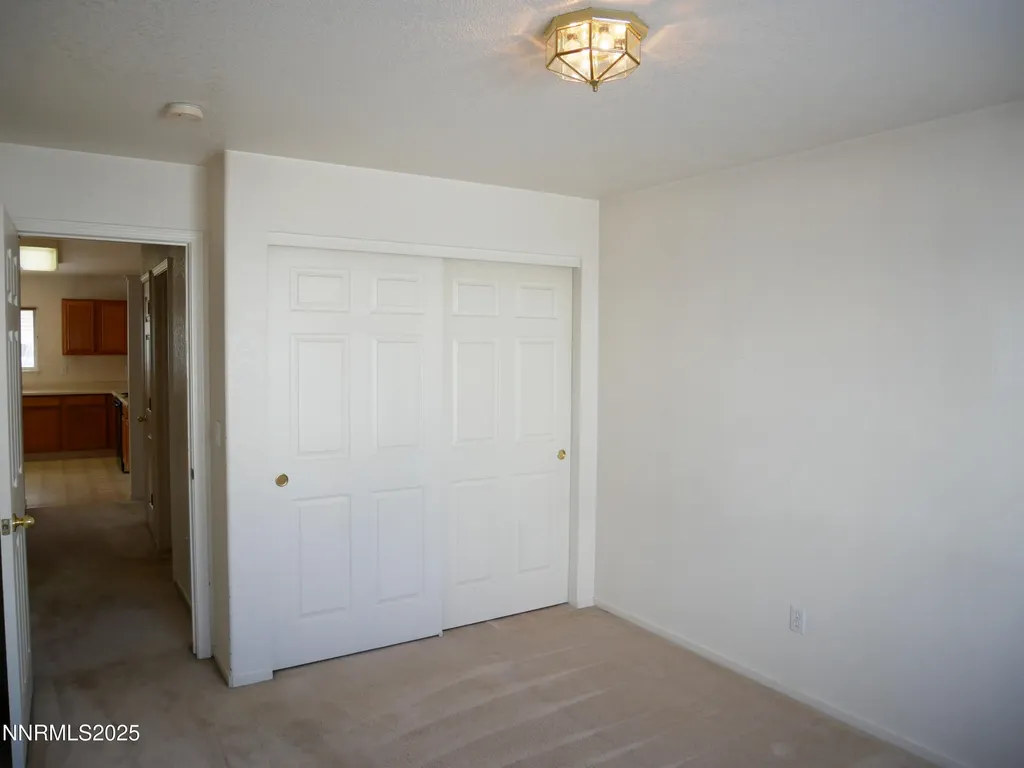 17320 Magnetite Reno NV 89508